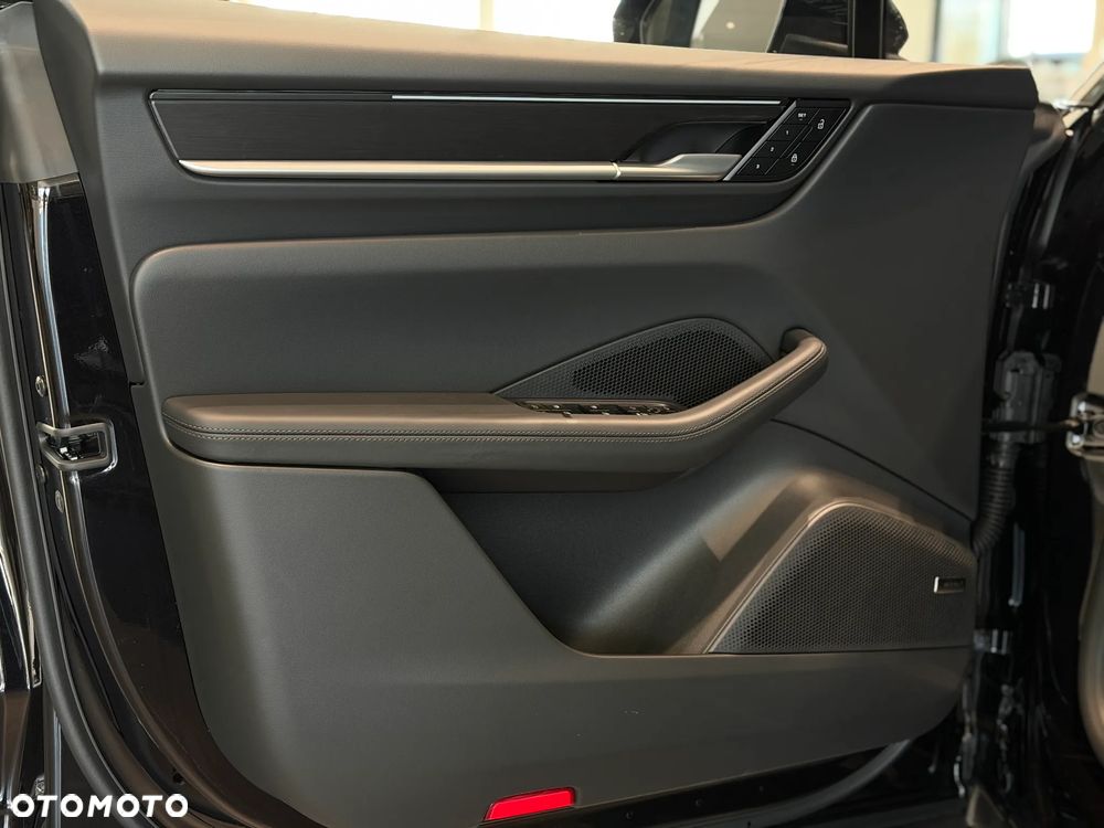 Porsche Macan 4 100kWh - 13