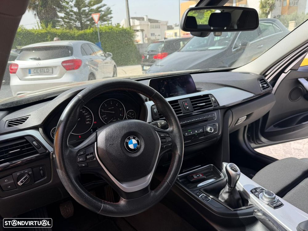 BMW 318 d xDrive Line Sport - 10