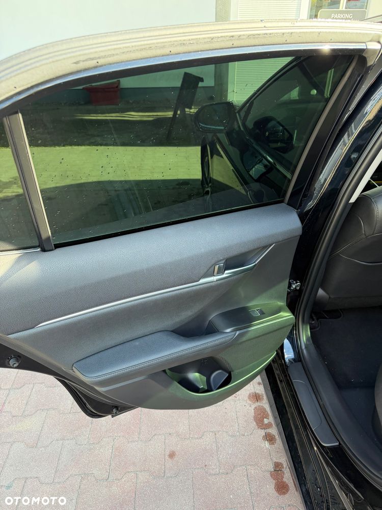 Toyota Camry 2.5 Hybrid Executive CVT - 7