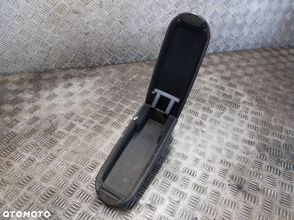 PODŁOKIETNIK VOLKSWAGEN PASSAT B5 3B0864207F - 3