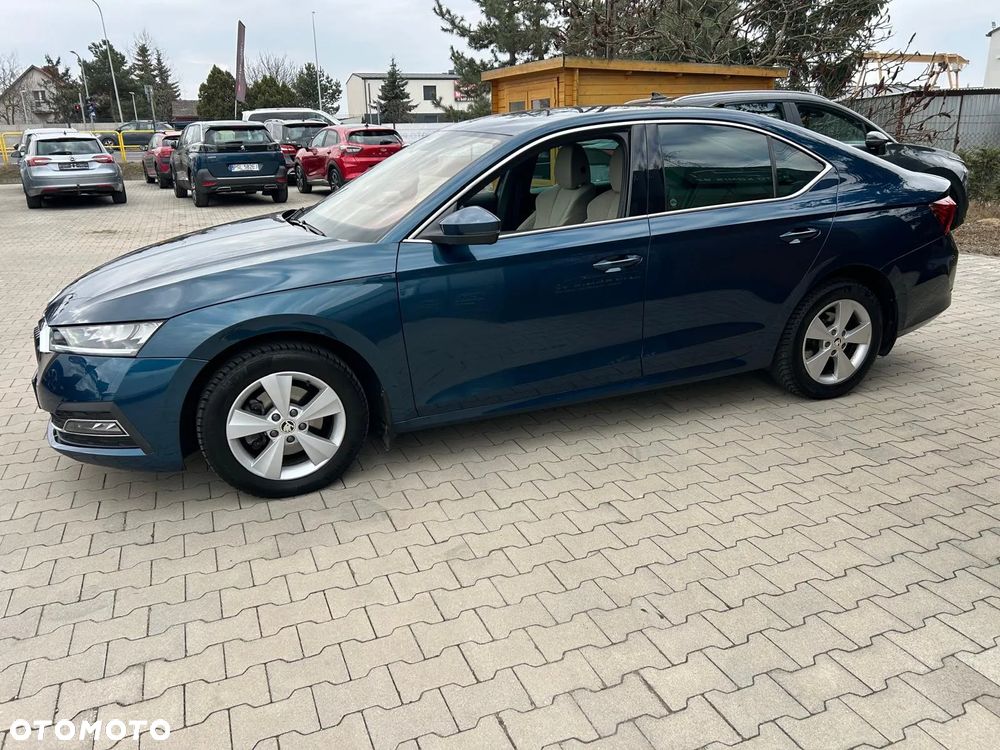 Skoda Octavia 2.0 TDI DSG Premium Edition - 11