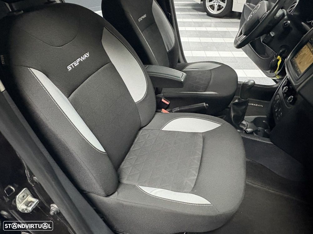 Dacia Sandero 0.9 TCe Stepway - 24