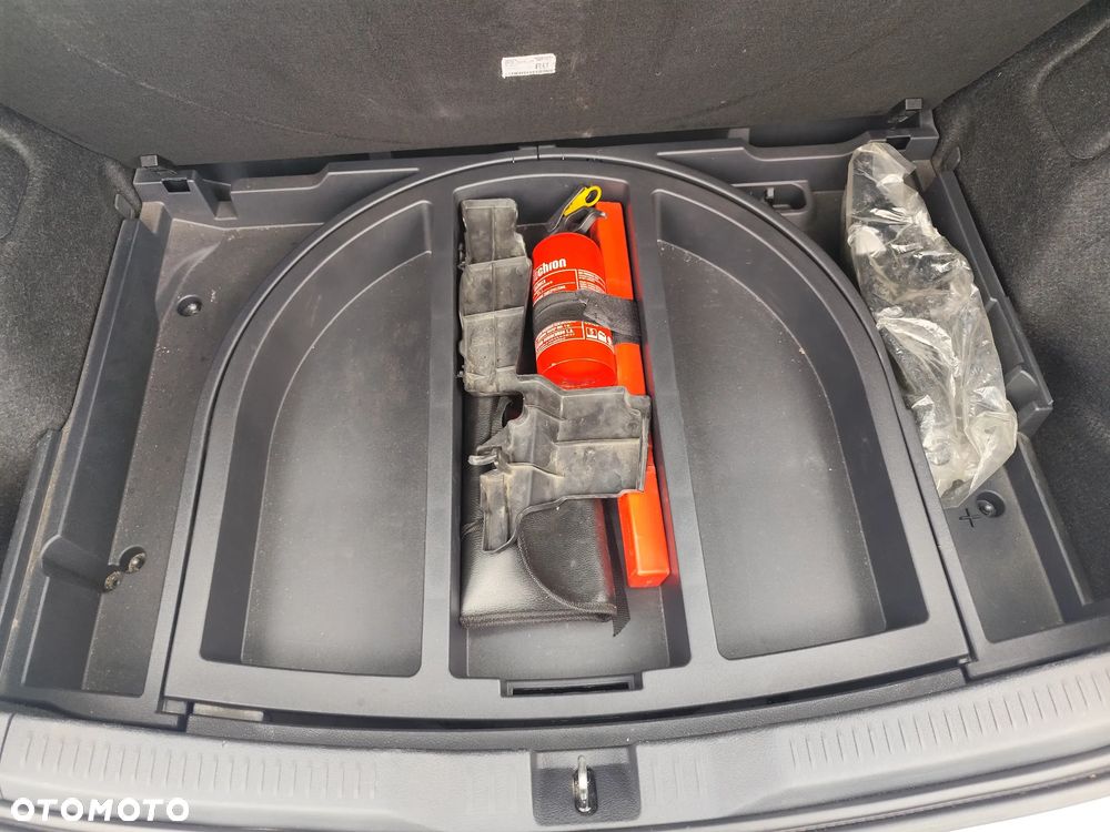 Toyota Auris 1.33 VVT-i Active - 12
