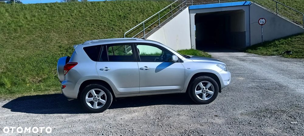 Toyota RAV4 2.0 4x4 Automatik Sol - 6
