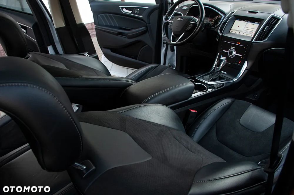 Ford Edge 2.0 TDCi Twin-Turbo 4WD ST-Line - 22