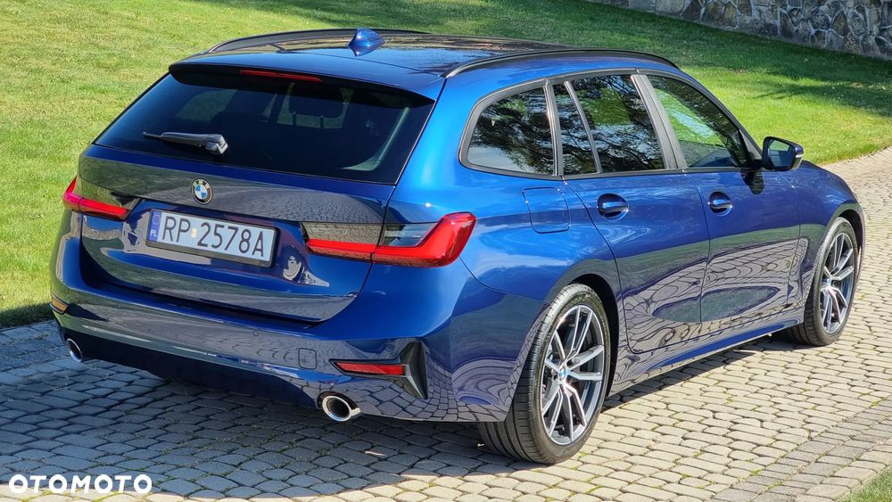 BMW Seria 3 320d - 11
