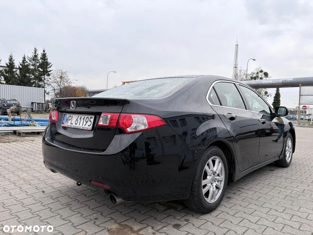 Honda Accord 2.0 Executive - 1