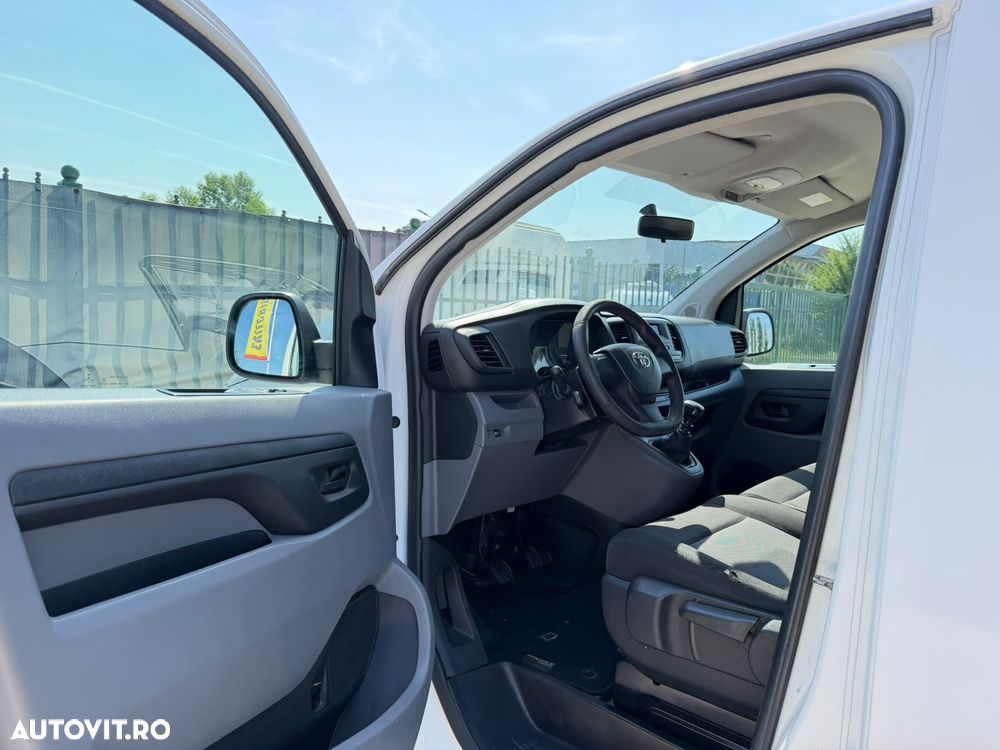 Toyota Proace 1.5 D-4D 120CP 8+1 L2H1 Base+ - 17