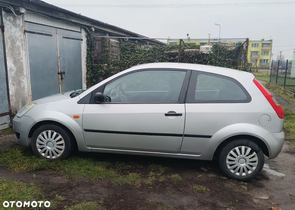 Ford Fiesta - 3