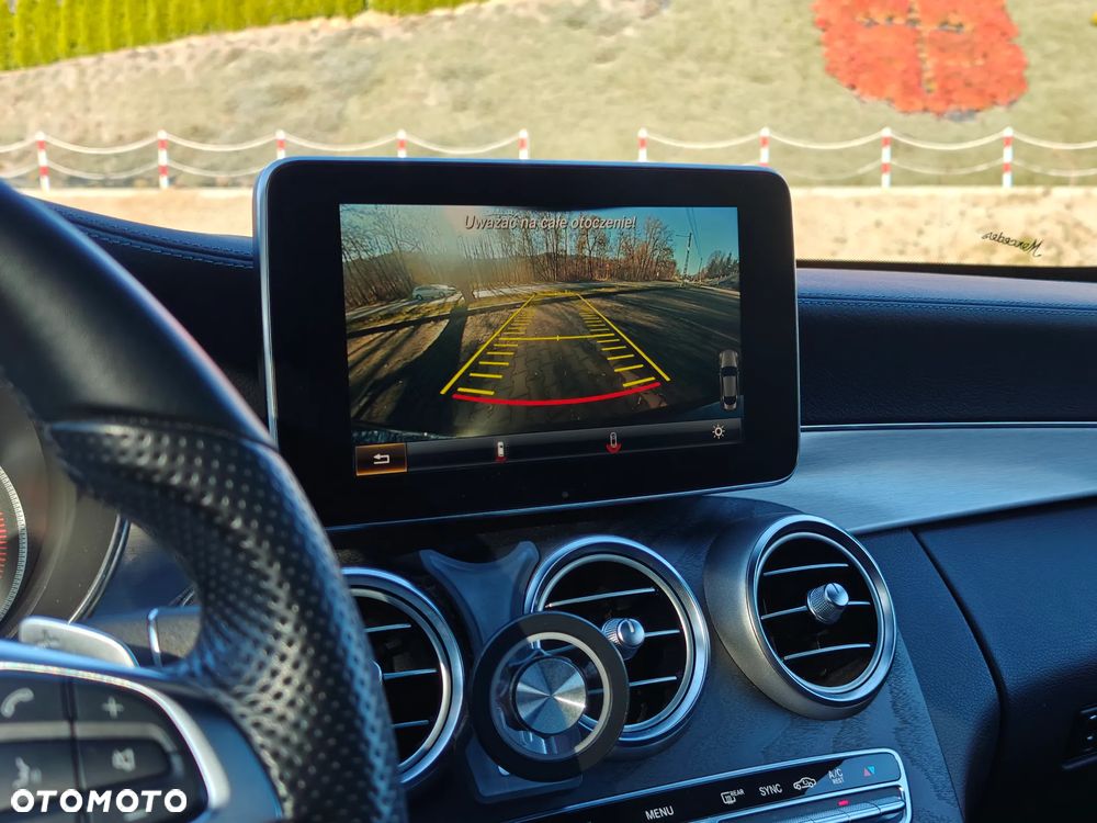 Mercedes-Benz Klasa C 200 9G-TRONIC AMG Line - 18