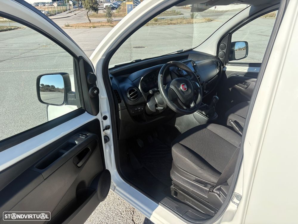 Fiat Fiorino 1.3 M-Jet SX - 23