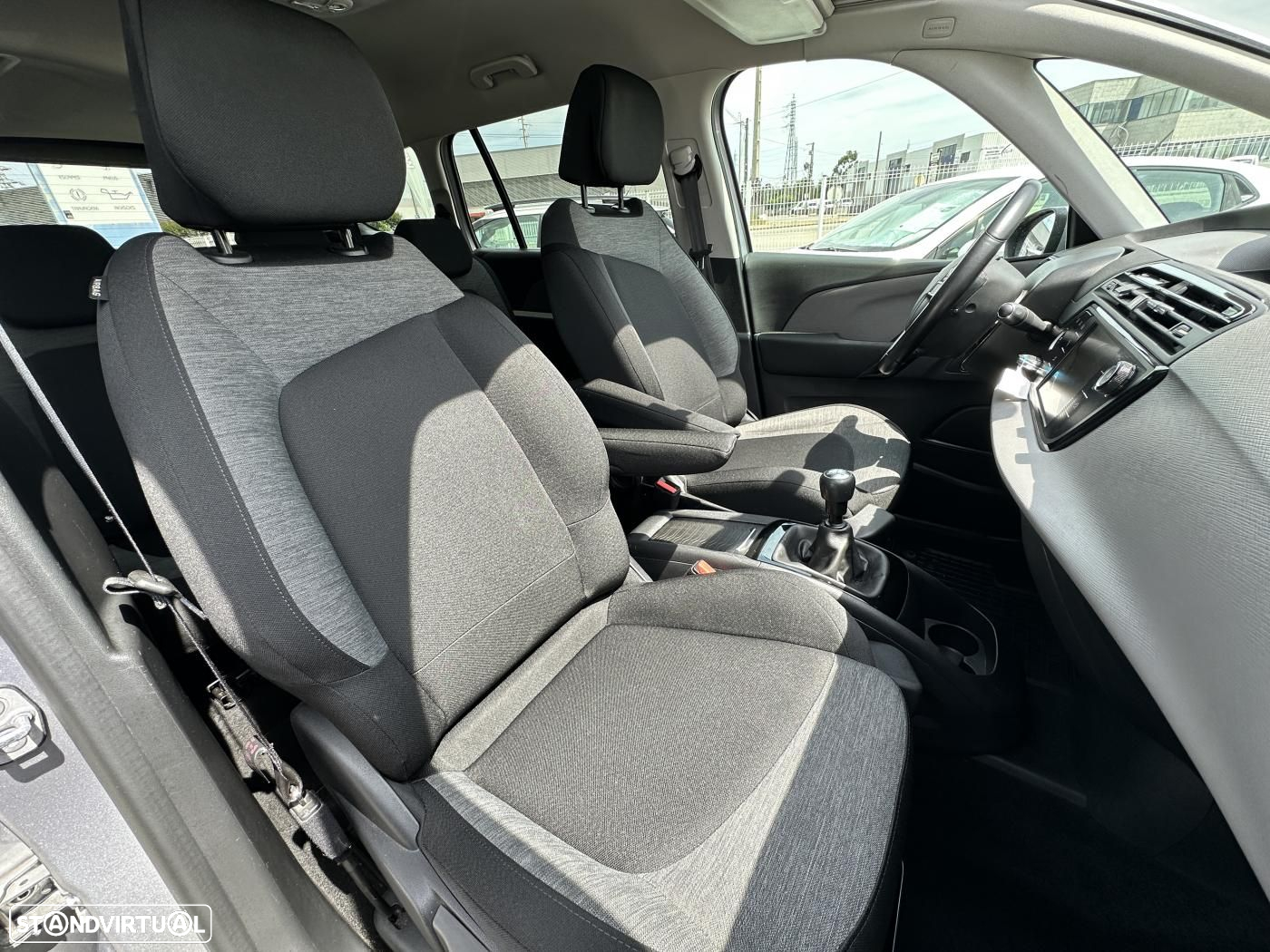 Citroën C4 Grand Picasso e-HDi 115 Exclusive - 21