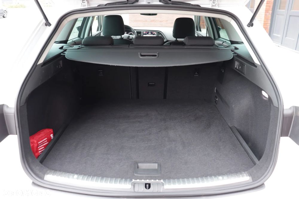 Seat Leon 2.0 TDI DSG Xcellence - 36