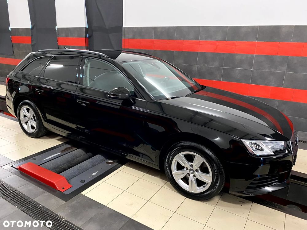 Audi A4 Avant 2.0 TDI S tronic - 4