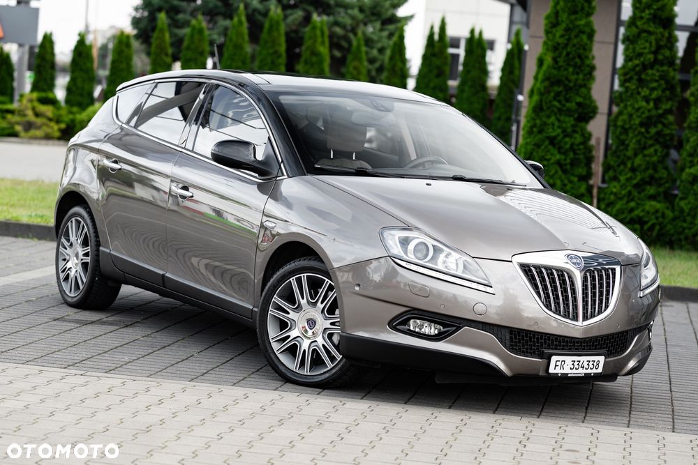 Lancia Delta 1.8 Di T-Jet 16v Platino - 1