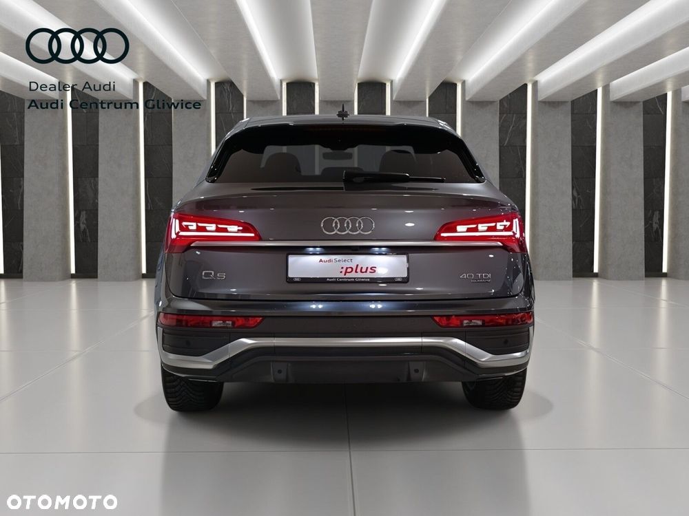 Audi Q5 Sportback - 4
