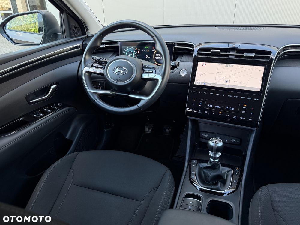 Hyundai Tucson 1.6 T-GDi 48V-Hybrid 2WD Trend - 24