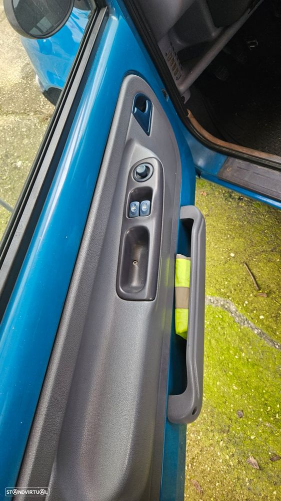 Renault Twingo 1.2 - 6