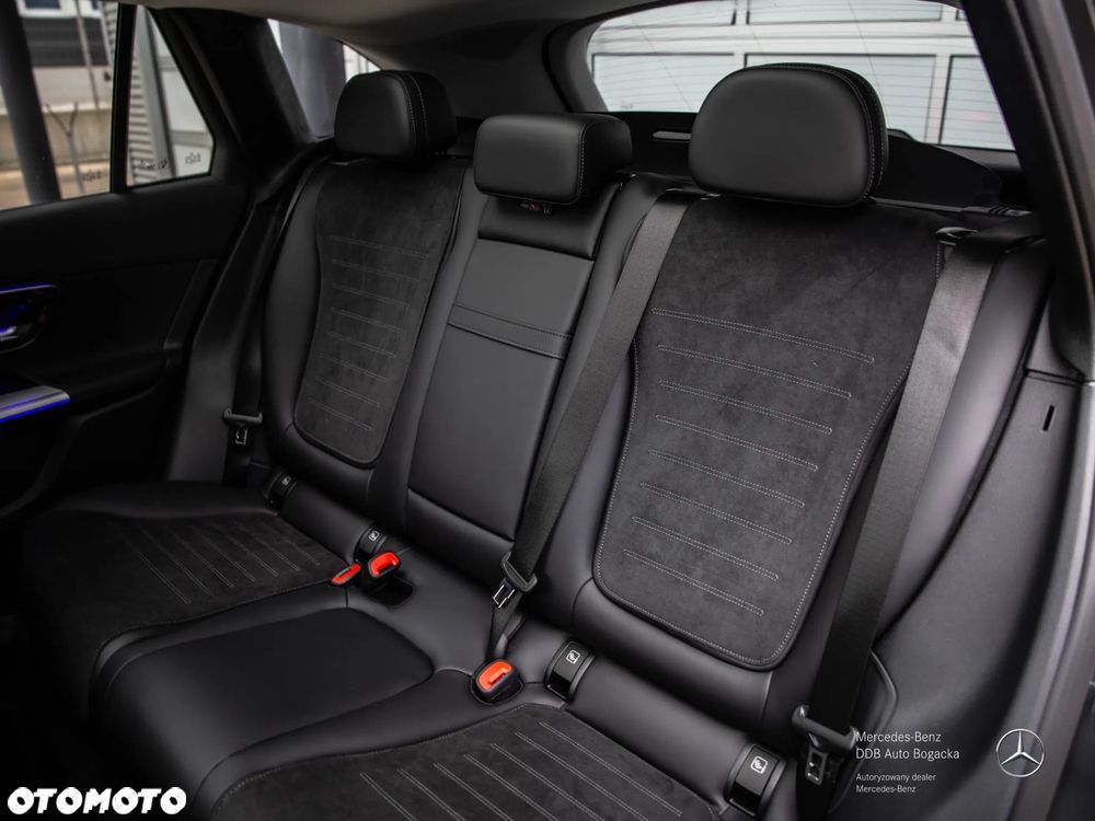 Mercedes-Benz GLC 300 de PHEV 4-Matic AMG Line - 9