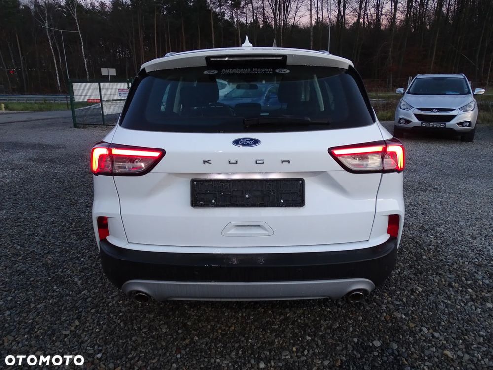 Ford Kuga 1.5 EcoBoost FWD Edition ASS MMT6 - 11