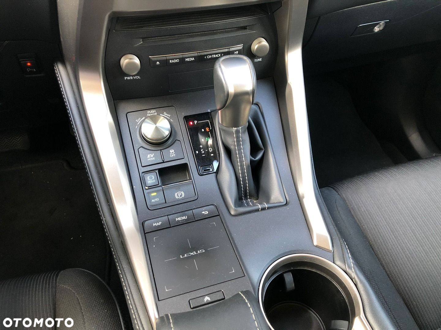 Lexus NX - 25