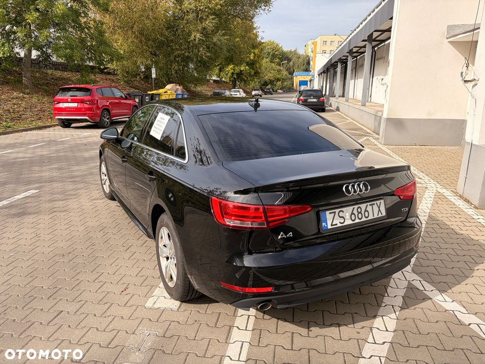 Audi A4 Limousine 2.0 TDI DPF clean diesel Attraction - 5