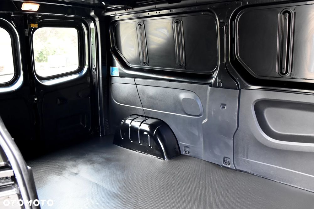 Opel VIVARO - 24