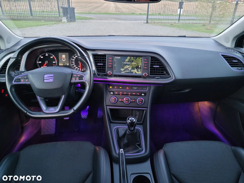 Seat Leon 2.0 TDI DPF FR Black Matt Edition - 10