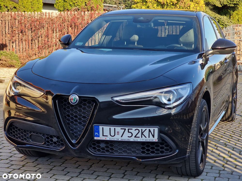Alfa Romeo Stelvio 2.0 Turbo Veloce Q4 - 1