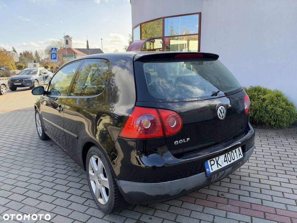 Volkswagen Golf - 3