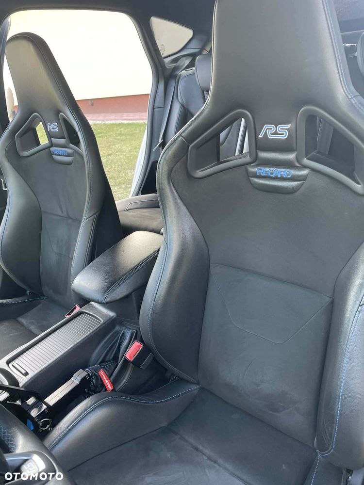 Ford Focus - 24