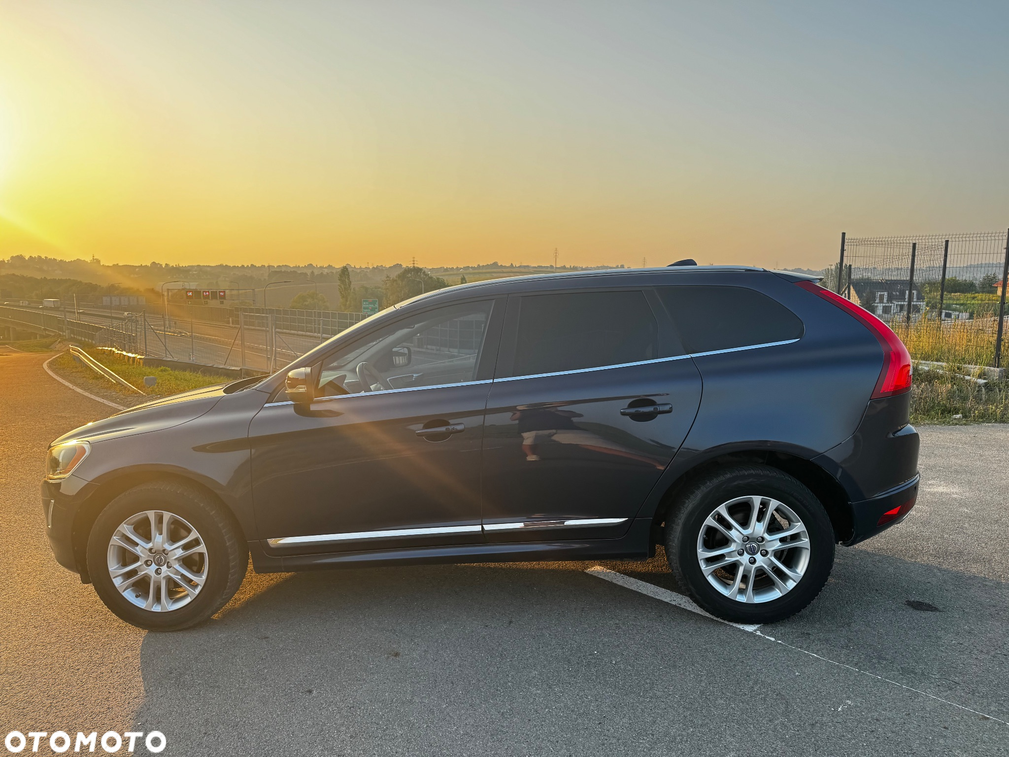 Volvo XC 60 T5 Drive-E Momentum - 3