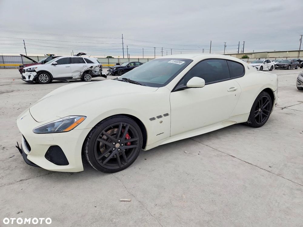 Maserati GranTurismo S - 1