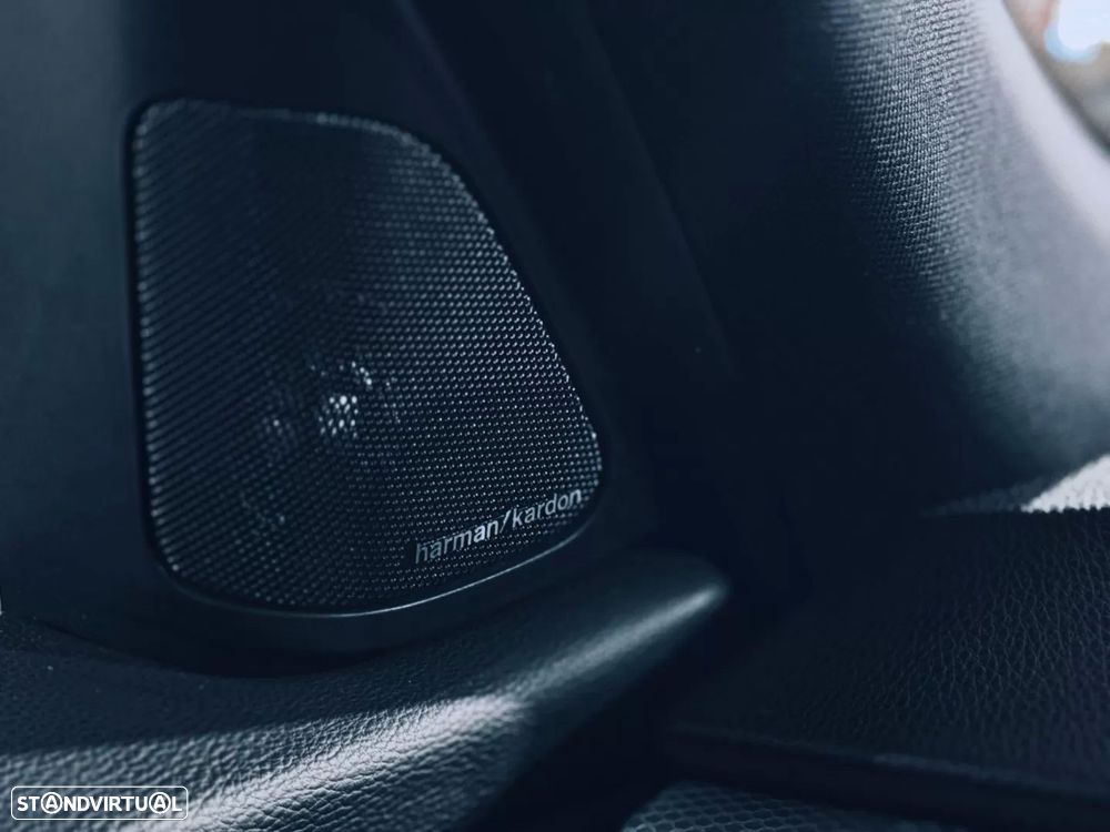 BMW 320 d Touring Pack M - 22