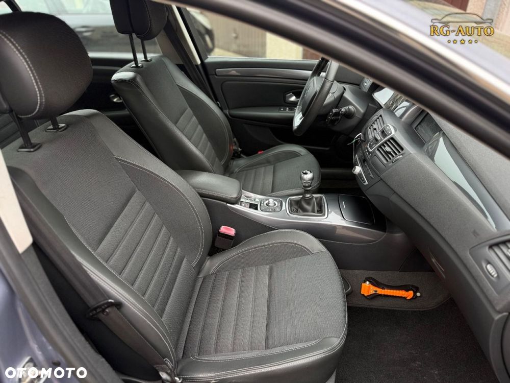 Renault Laguna - 28
