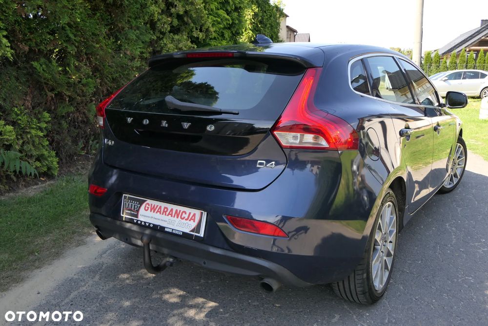 Volvo V40 D4 Summum - 8