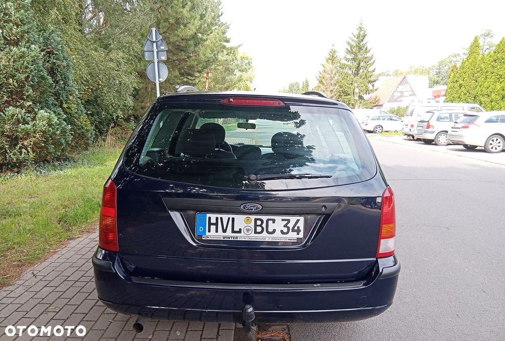 Ford Focus 1.6 16V Trend - 5