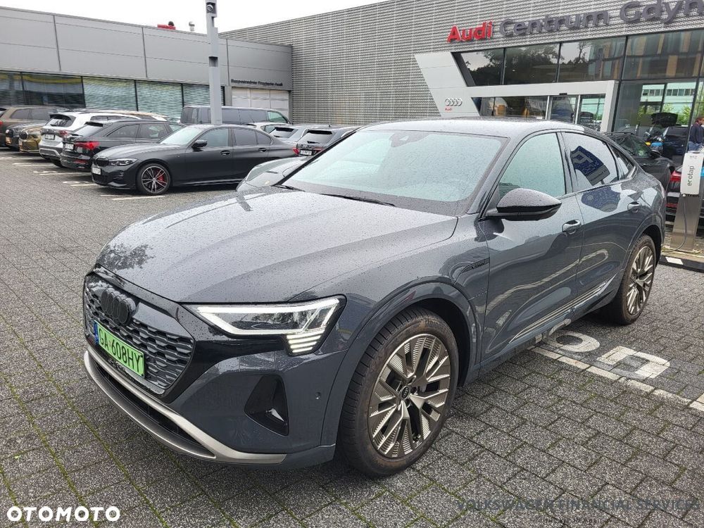Audi Q8 Sportback e-tron - 2