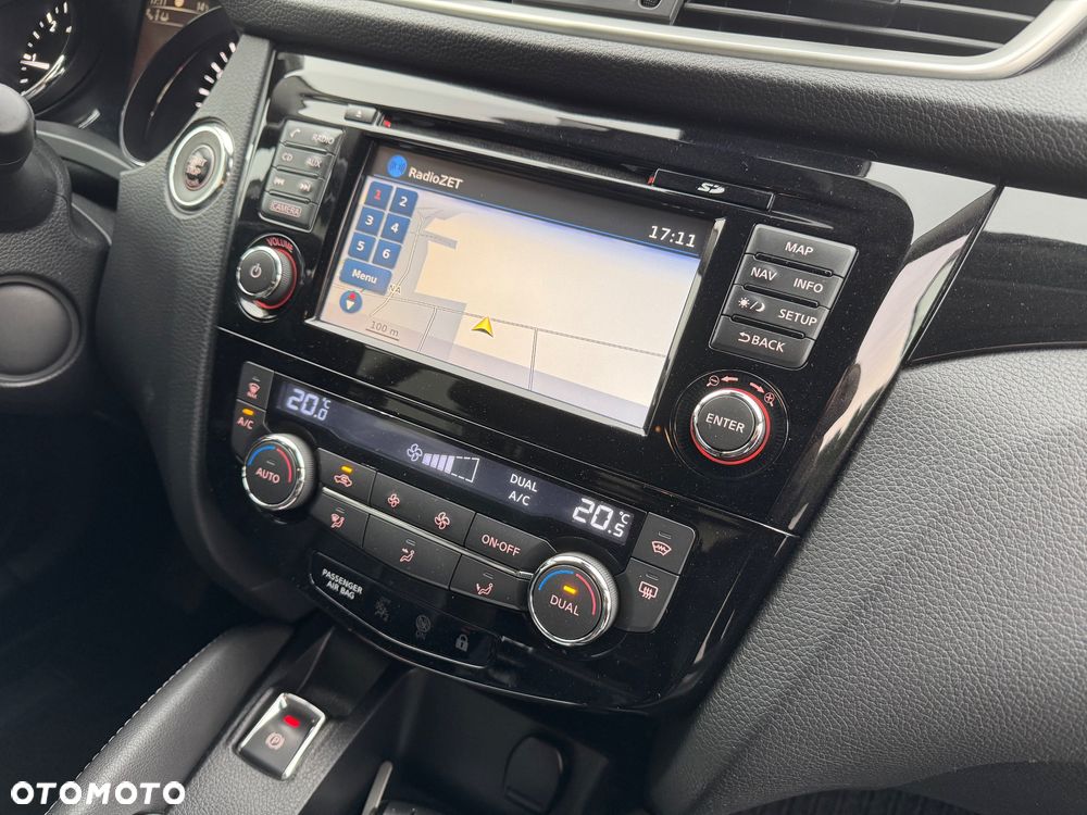 Nissan Qashqai 1.6 dCi TEKNA+ - 22