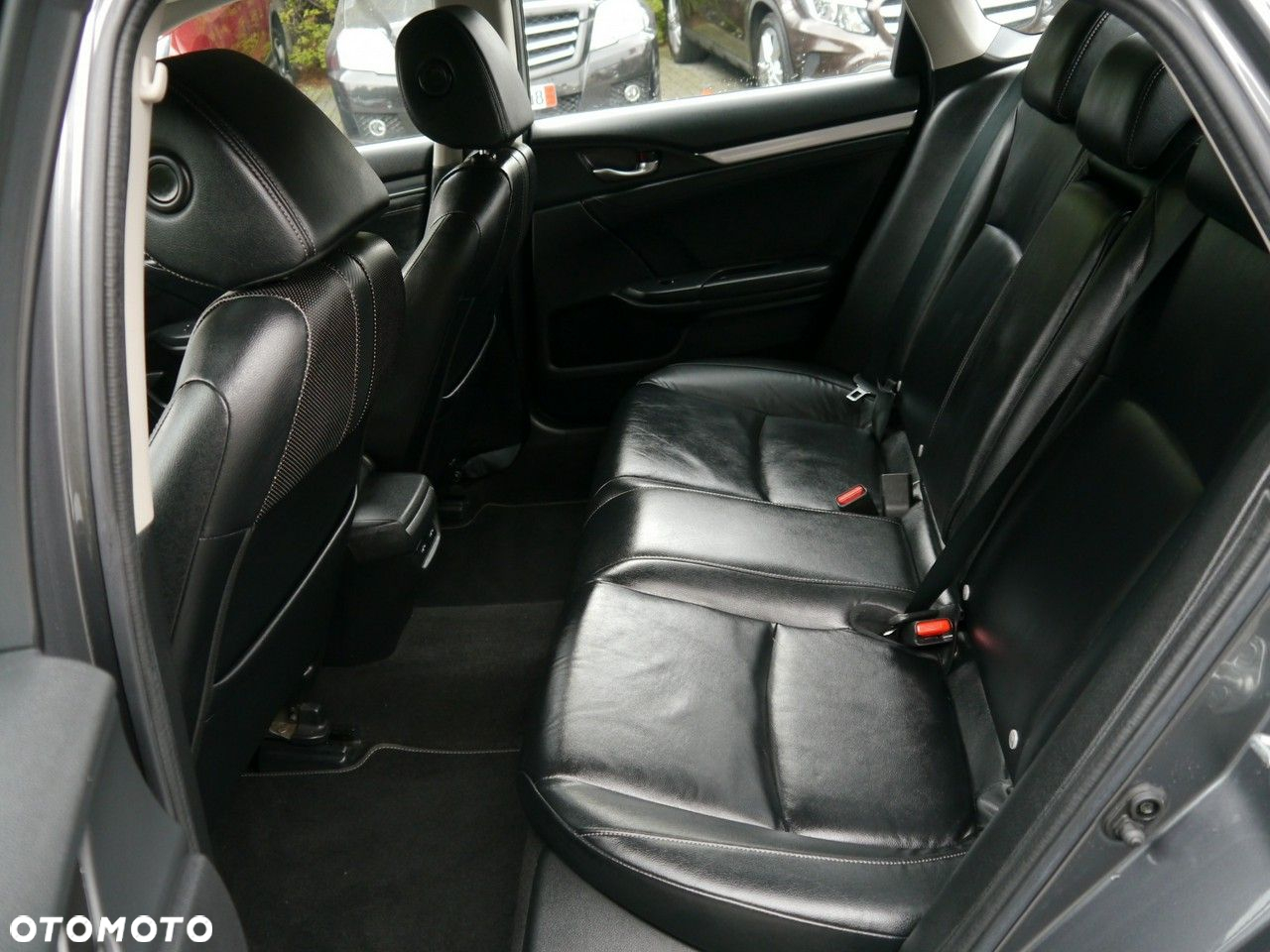 Honda Civic 1.6 i-DTEC Executive - 26