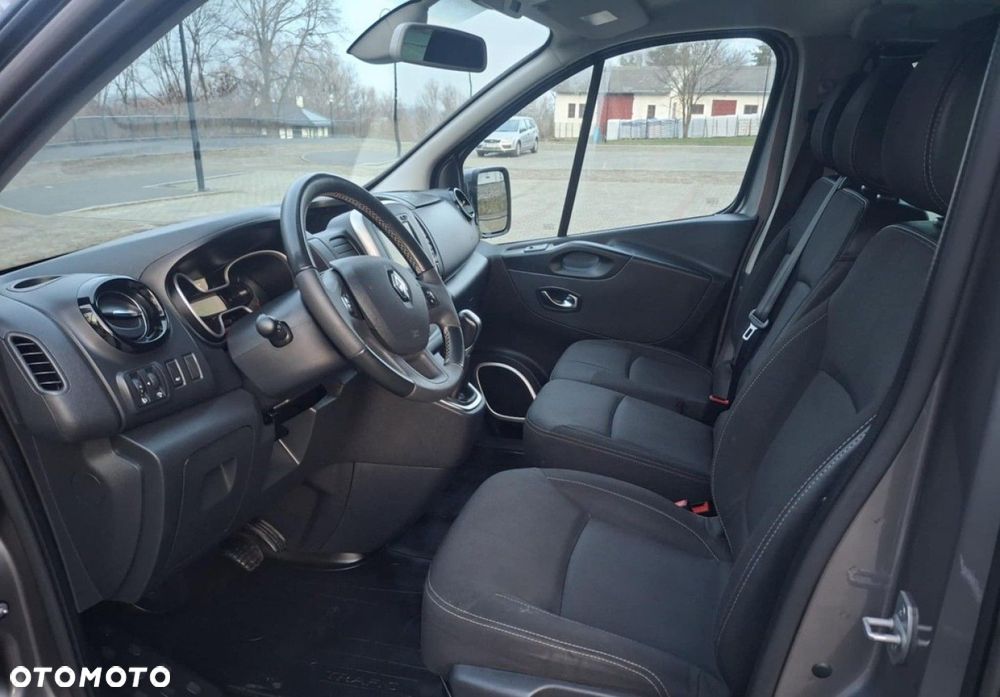 Renault Trafic - 13