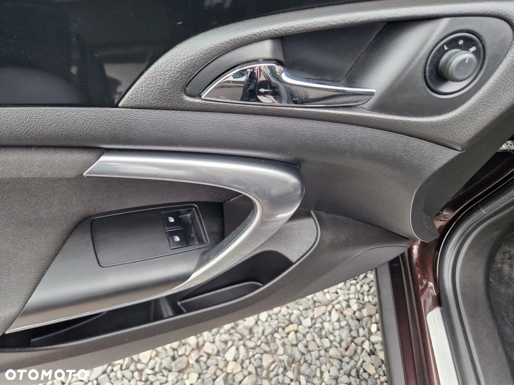 Opel Insignia 2.0 CDTI Design Edition - 16