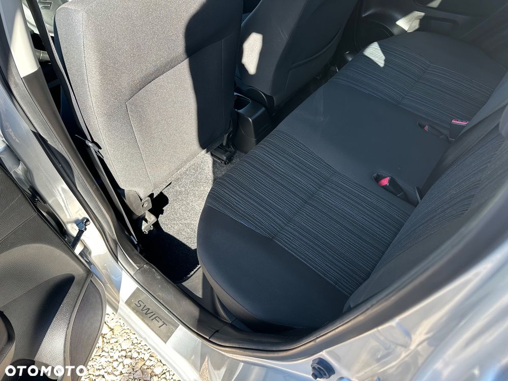 Suzuki Swift - 11