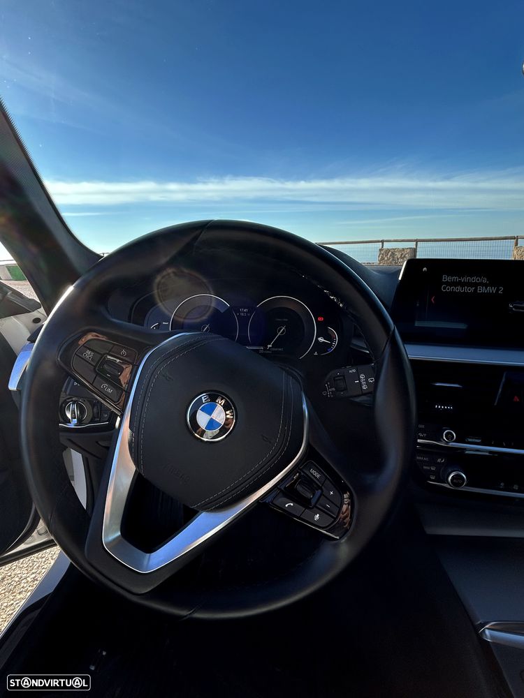 BMW 520 d Line Luxury Auto - 19