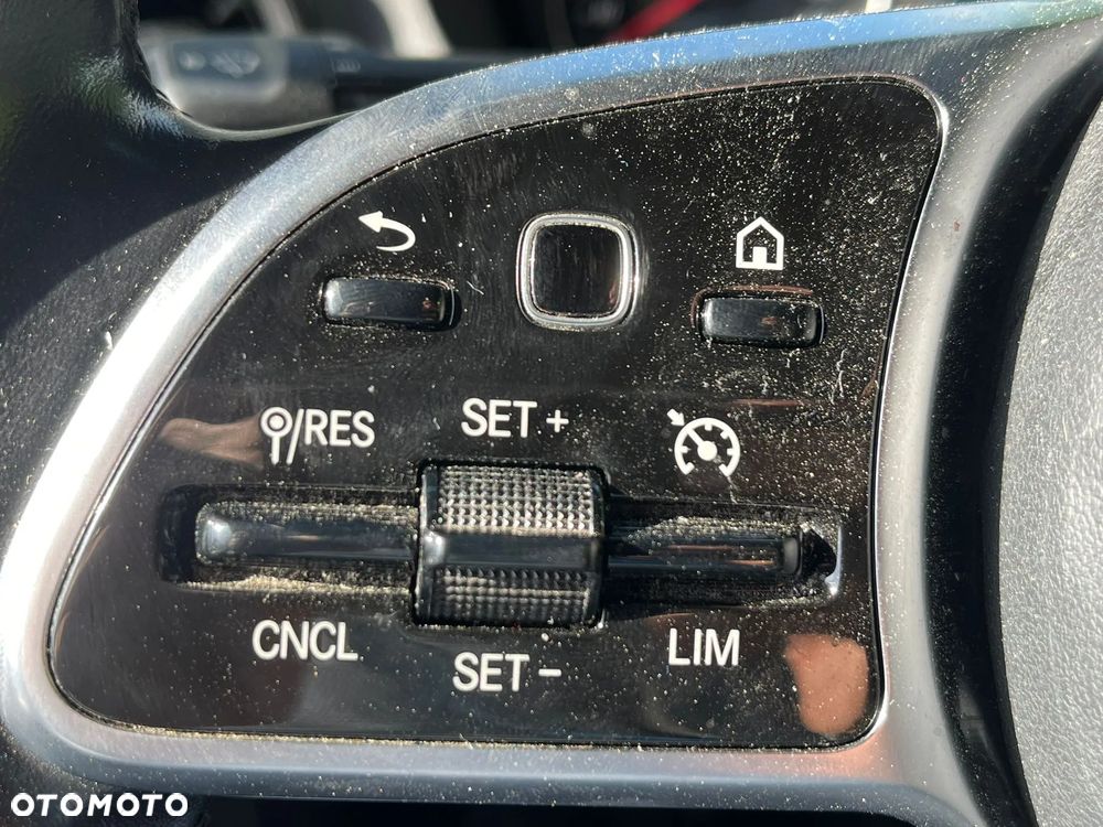 Mercedes-Benz SPRINTER - 14