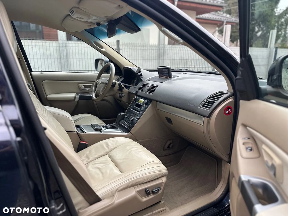 Volvo XC 90 - 11