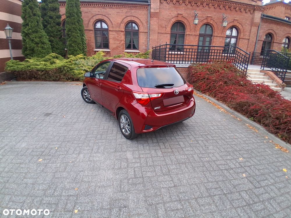 Toyota Yaris 1.5 Premium - 5