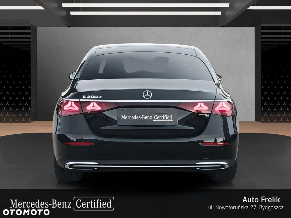 Mercedes-Benz Klasa E 200 d 9G-TRONIC Edition AVANTGARDE - 4