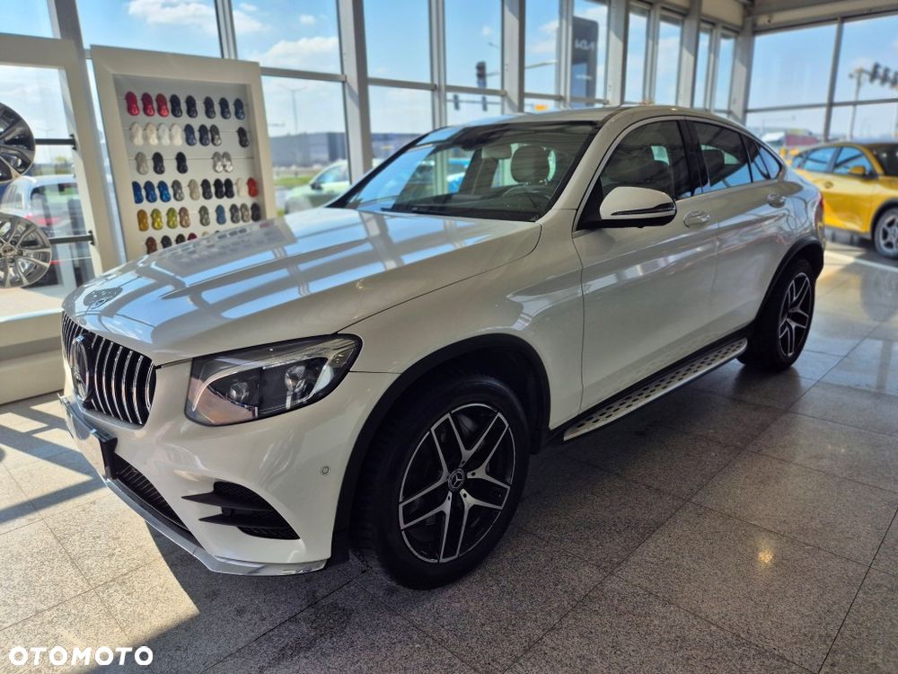 Mercedes-Benz GLC - 4