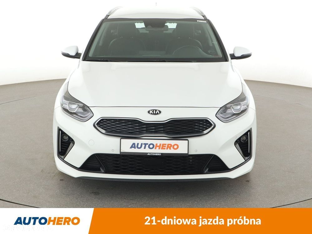 Kia Ceed - 9